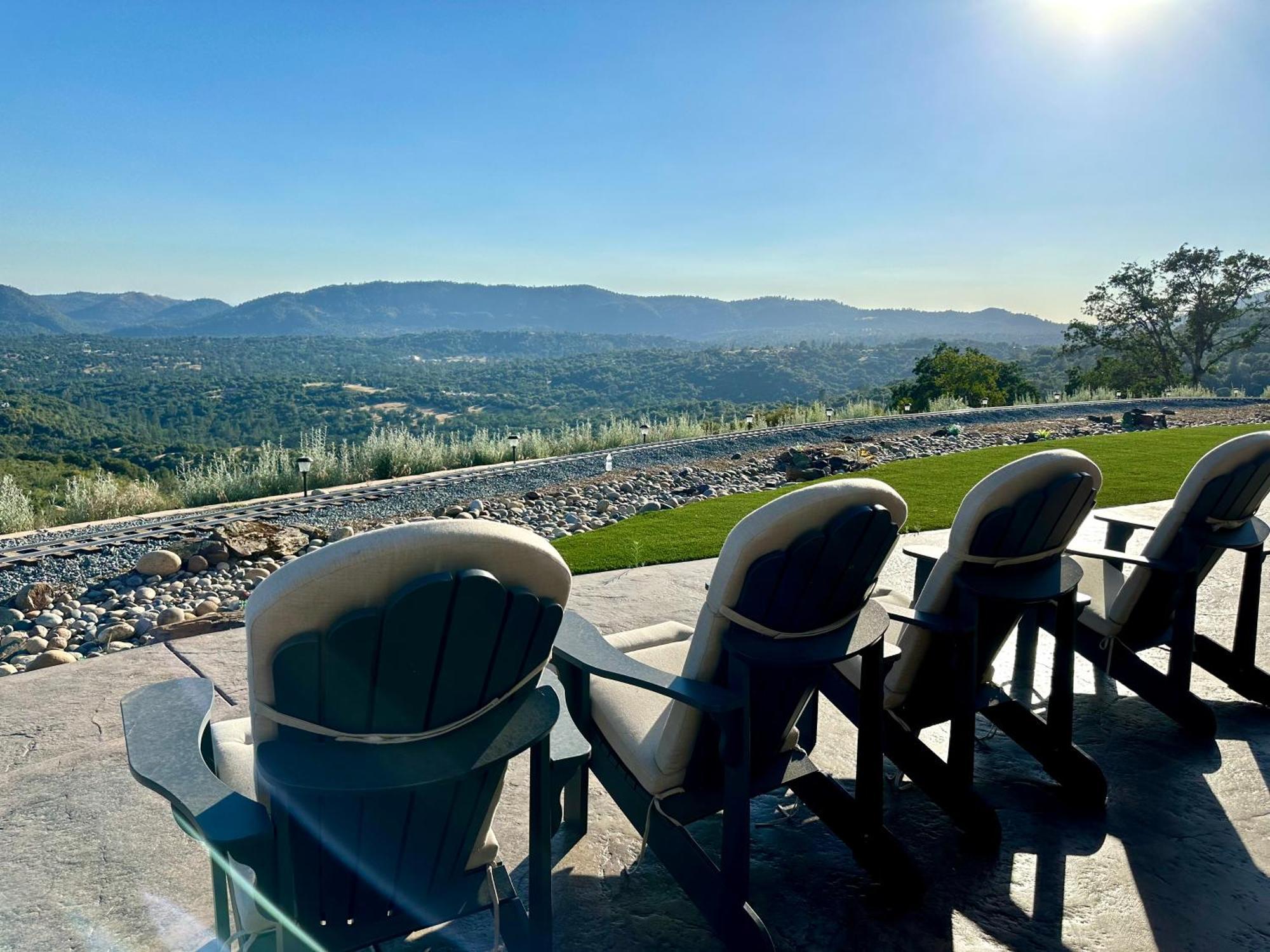 Enchanted Property Near Yosemite, View, Game Room Ahwahnee Bagian luar foto